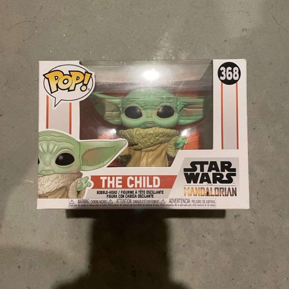 Funko Pop! Star Wars The Mandalorian The Child (Baby Yoda) Bobble-Head Figure #3